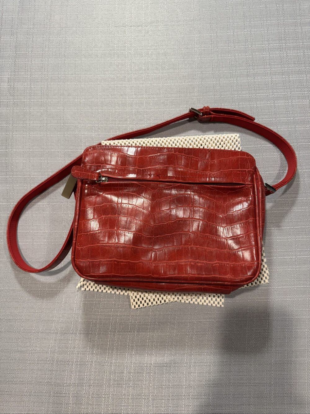 Liz Claiborne Women’s Croc Embossed Crossbody Bag – Red